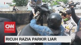 Ricuh Razia Parkir Liar, Opang Tanah Abang Mengamuk