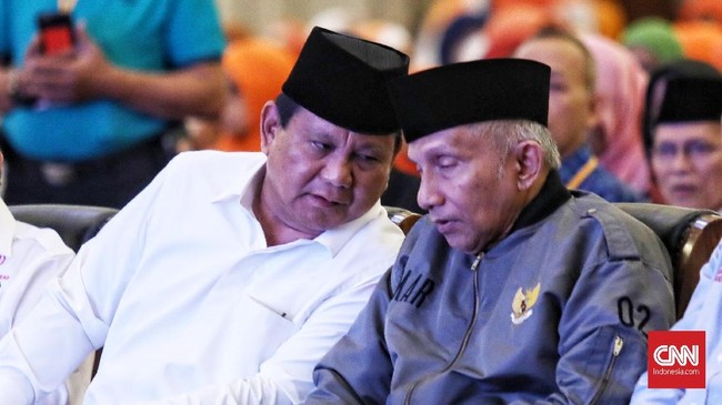 Amien Rais mendukung Prabowo Subianto di Pilpres 2014 dan 2019 sehingga punya kedekatan emosional. Jika Anies batal jadi capres, Amien akan dukung Prabowo.