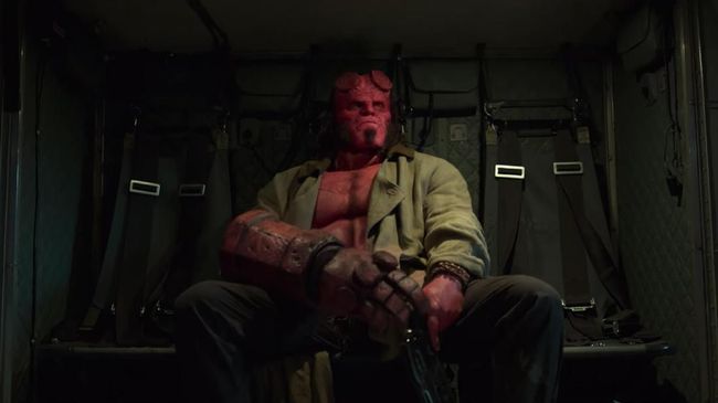 Film 'Hellboy' yang diproduksi ulang dan sudah tayang di bioskop Indonesia, Rabu (10/4) diprotes warganet karena sensornya dinilai mengganggu.