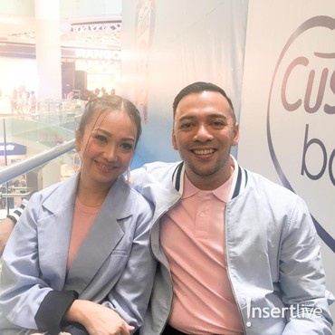 Nola AB Three Dan Suaminya Dukung Hobi Anak