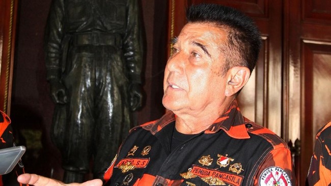 Ketua Umum Pemuda Pancasila Japto Soerjosoemarno menyebut saat ini kader PP yang baru jadi capres adalah Anies dan PP akan mendukungnya.