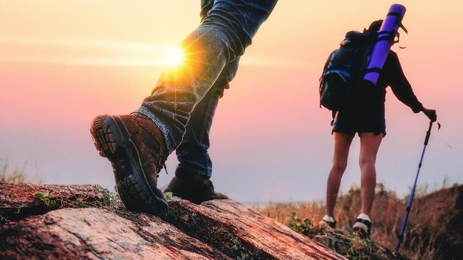 Remaja Asal Karawang Hilang 3 Hari di Gunung Cikuray Ditemukan Remaja Karawang, EGP (16), berhasil ditemukan setelah hilang tiga hari di Gunung Cikuray, Garut, Jawa Barat.