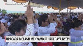 Upacara Melasti Menyambut Hari Raya Nyepi