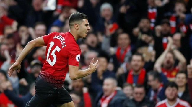 Klasemen Liga Inggris 2018/2019 mengalami perubahan setelah Manchester United dan Manchester City meraih kemenangan pada laga yang berlangsung Sabtu (2/3).
