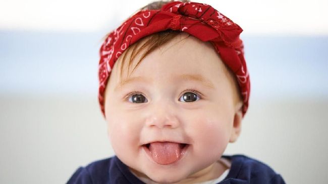 40 Ide Nama Bayi Perempuan Indah dengan Awalan 'Shah'