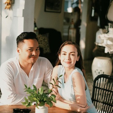 Demi Punya Anak, Rianti Cartwright Jalani Program Bayi Tabung