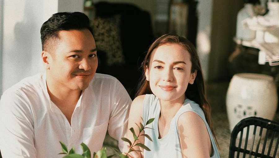 Rianti Cartwright sudah lama menikah, namun ia belum juga dikarunia anak. Kini Rianti tengah menjalani program bayi tabung demi mendapatkan buah hati.