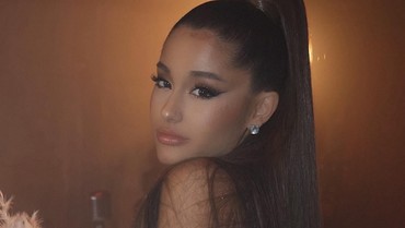 Ariana Grande Terharu dengan Kejutan Ulang Tahun dari Orangtua