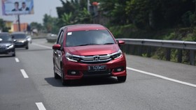 Cuma Terjual 1 Unit, Mobilio Jadi Tumbal Honda di RI