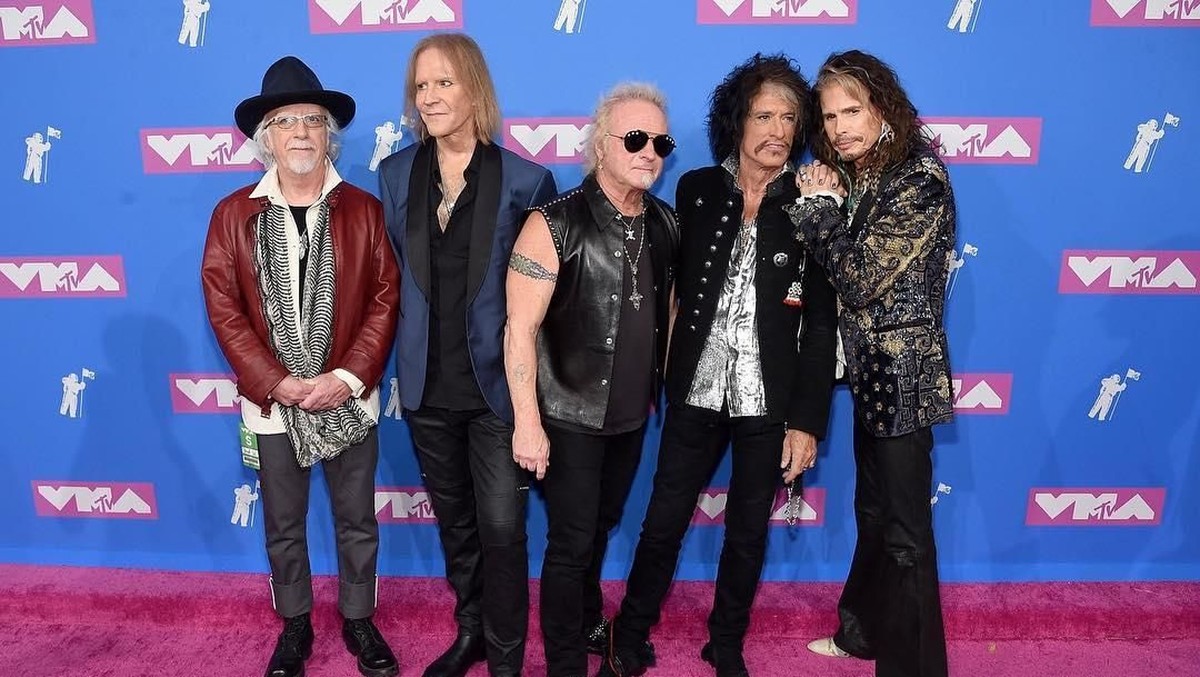 Apa sih alasan dari tujuh musisi ternama dunia ini membatalkan konsernya di Indonesia&quest; Simak yuk&excl;