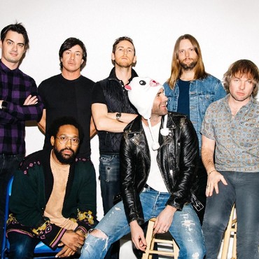 Alasan 7 Musisi Ternama Batal Konser di Indonesia