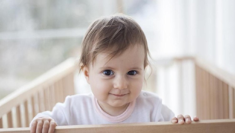 Theona Bahasa Yunani bisa jadi sumber inspirasi memberi nama bayi perempuan, Bun. Simak bersama yuk daftar referensinya.