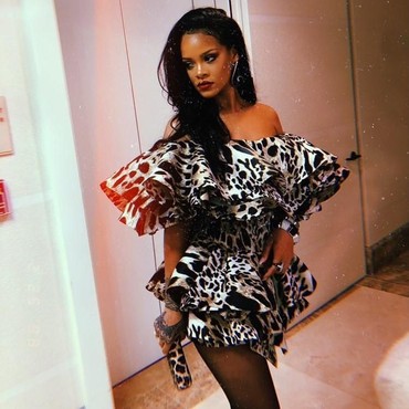 Dari Film, 'Guava Island' Juga Jadi Album Baru Rihanna?