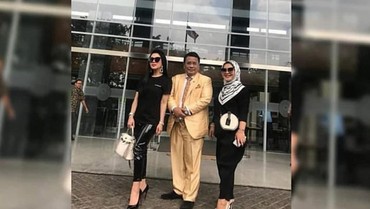 Bicara Pengkhianatan, Hotman Paris Sakit Hati pada Syahrini?