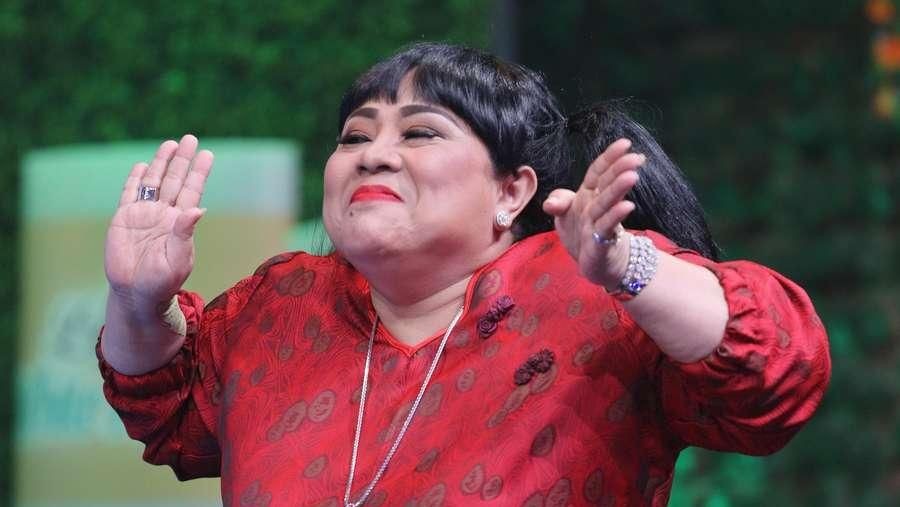 Mengidap depresi sejak lima tahun lalu, Nunung cengengesan untuk tutupi panik.