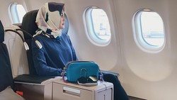 6 Potret Luna Maya Berhijab yang Banjir Pujian Para Artis