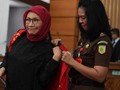 Tidur Tanpa Kasur, Dengkul Ratna 'Keluar dari Sarangnya'