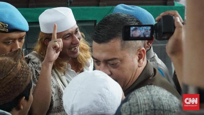 Keluarga Ryan Jombang Tunggu Sanksi Lapas untuk Bahar Smith - Vimarsana News