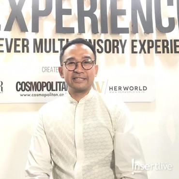 Luna Maya Umrah, Iwet Ramadhan: Dia Happy Banget Sekarang