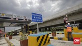 FOTO : Melihat Pembangunan Jalan Tol Medan - Binjai Tol Medan-Binjai seksi I di Binjai, Sumatera Utara pengerjaannya telah rampung sekitar 80 persen. Tol ditargetkan akan beroperasi pada akhir 2019.