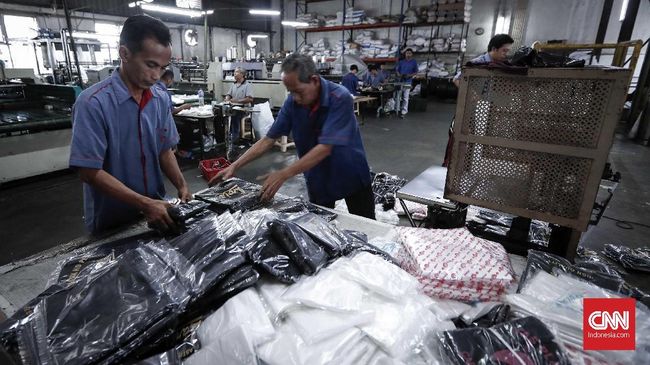 Aprindo Akui Belum Semua Ritel Terapkan Plastik Berbayar Asosiasi Pengusaha Ritel Indonesia (Aprindo) mengatakan belum semua ritel menerapkan kebijakan kantong plastik berbayar hingga akhir Maret 2019 ini.