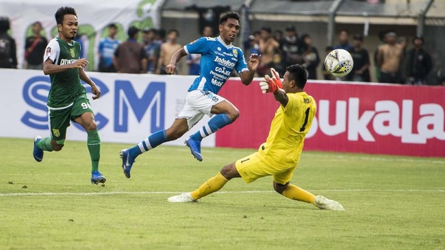 Persib Bandung akan menjamu Borneo FC pada leg kedua perempat final Piala Indonesia 2018 di Stadion Si Jalak Harupat, Soreang, Kabupaten Bandung.