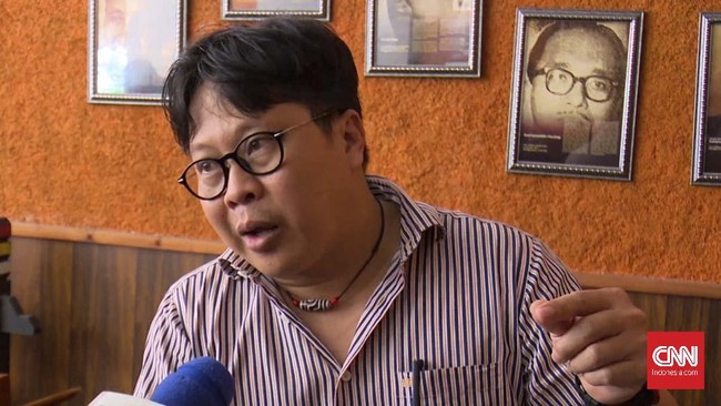 Aliansi Dosen Universitas Negeri menolak segala bentuk teror dan pembungkaman kebebasan bereskpresi serta mendesak aktivis Robertus Robet dibebaskan.