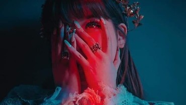 Lirik Lagu Spring - Park Bom feat. Sandara Park