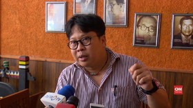 VIDEO: Robertus Robet Ditangkap atas Dugaan Penghinaan