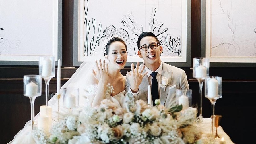 5 Fakta Menarik Pernikahan Yuanita Christiani-Indra Wiguna Yuanita Christiani dan Indra Wiguna Resmi menikah pada Kamis (7/3). Ada beberpaa fakta menarik lho di balik pernikahan mereka. Apa saja ya?.