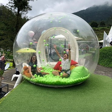 Quality Time Stuart Collin & Agatha Valerie di Semarang