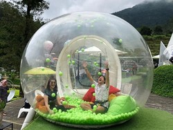 Quality Time Stuart Collin & Agatha Valerie di Semarang