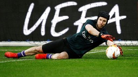 Polemik Cech di Laga Chelsea vs Arsenal