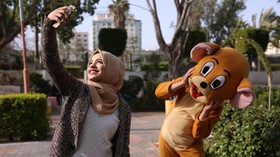 FOTO: Perempuan Gaza di Antara Harapan dan Pengangguran