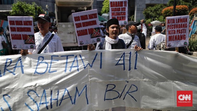 FPI DKI Jakarta mengancam akan mengerahkan massa lebih banyak seperti saat menggelar aksi era Ahok, jika DPRD DKI tak memenuhi aspirasi pelepasan saham bir.