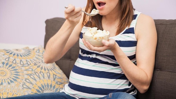 Konsumsi makanan ibu hamil disebut ada kaitannya dengan autisme.