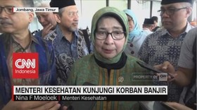 Menteri Kesehatan Kunjungi Korban Banjir Jawa Timur