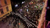 FOTO: Dunia Rayakan Hari Perempuan Internasional Ribuan pria dan perempuan turun ke jalan di berbagai pelosok dunia untuk merayakan Hari Perempuan Internasional pada Jumat (8/3). (Reuters/Juan Carlos Ulate)