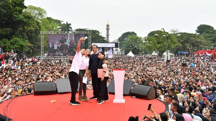 Jokowi: Siapa Bilang Saya Gaji Pengangguran?