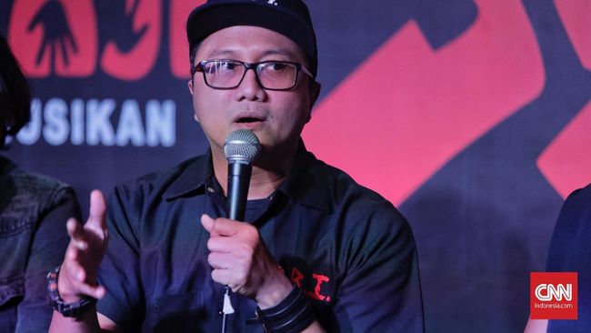Regulasi itu, kata Humas KNTLRUUP Wendi Putranto tak harus berupa UU, yang penting memperjuangkan kesejahteraan para pelaku musik dan pihak berkepentingan.