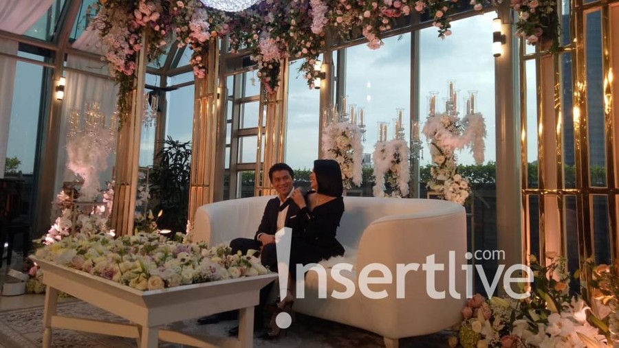 Reino membeberkan mahar untuk meminang Syahrini pada 27 Februari lalu di Tokyo, Jepang.