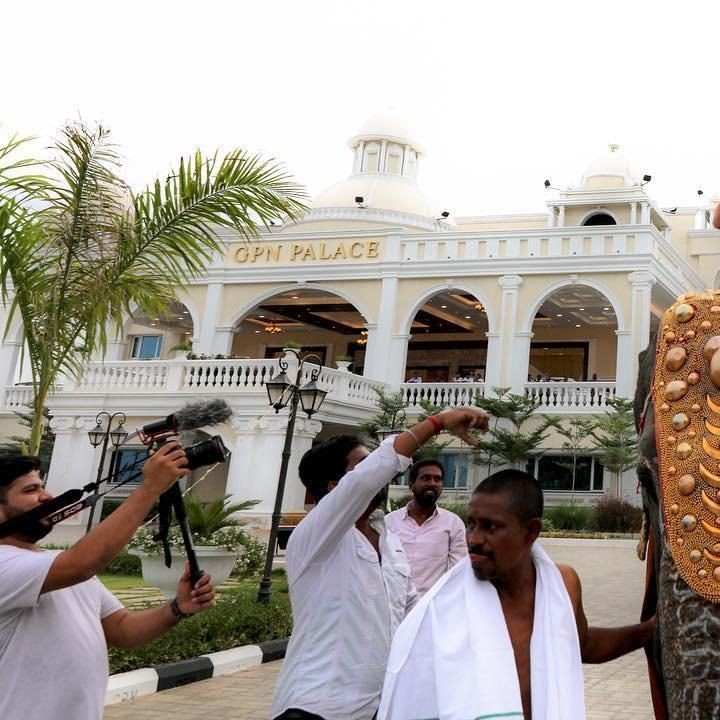 <p>Ternyata Anisha bukan perempuan biasa, ia adalah cucu dari Phin Dato Haji Isa, salah satu penasihat Sultan Brunei Hassanal Bolkiah, ayah Pangeran Abdul Mateen. (Foto: Istimewa)</p>