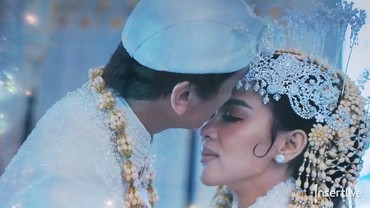 img-title Kisah Lain di Balik Lagu 'Restu' Syahrini