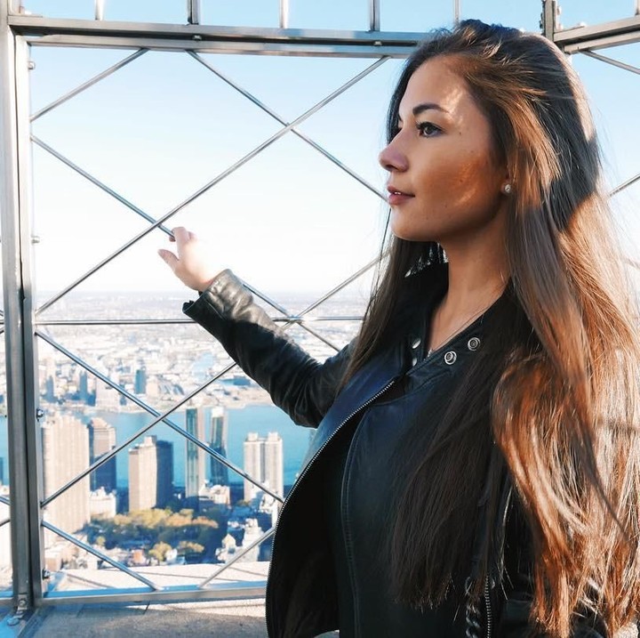 <p>Beberapa hari ini, Pangeran Brunei Abdul Mateen viral di media sosial Tik Tok. Mateen juga ramai diisukan berpacaran dengan wanita cantik bernama Anisha Isa-Kalebic. (Foto: Istimewa)</p>
