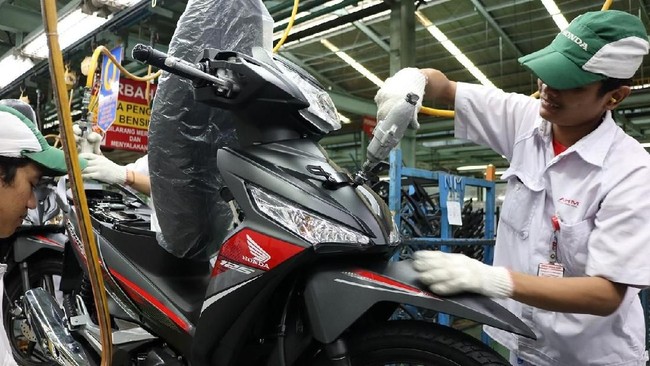 Supra X 125 sudah cukup melegenda sejak 15 tahun lalu. Terbukti hingga saat ini 135 komunitas Honda Supra telah terbentuk di Indonesia.