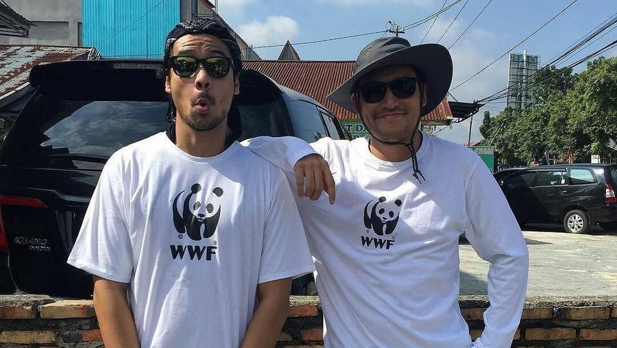 Kekayaan ragam flora dan fauna Indonesia merupakan anugerah yang harus dijaga.