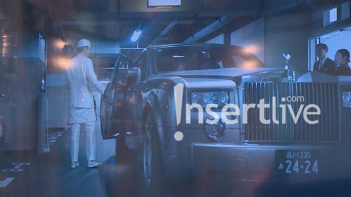 Menggelar pernikahan pada Rabu &lpar;27&sol;2&rpar;&comma; berikut Insertlive sajikan potret manis prosesi akad pernikahan Syahrini dan Reino Barack&period;