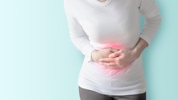 10 Kebiasan yang Dilarang bagi Penderita Gerd Saat Makan