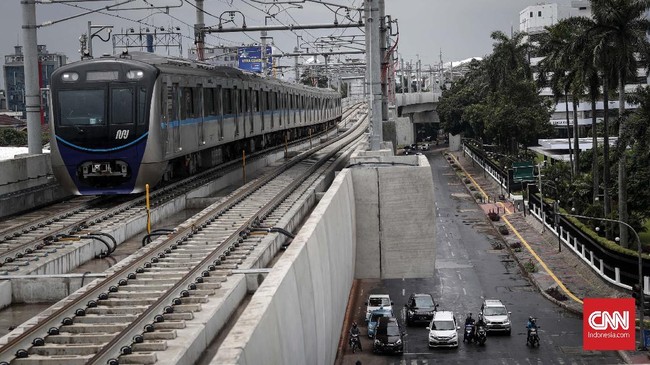 MRT menyatakan akan tetap menggratiskan tiket MRT sampai dengan 31 Maret 2019, atau selama sepekan setelah diresmikan oleh Presiden Jokowi.