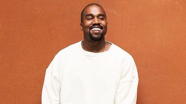 Tak Dipercaya Sudah Tajir Melintir,  Kanye West Rencana Ganti Nama